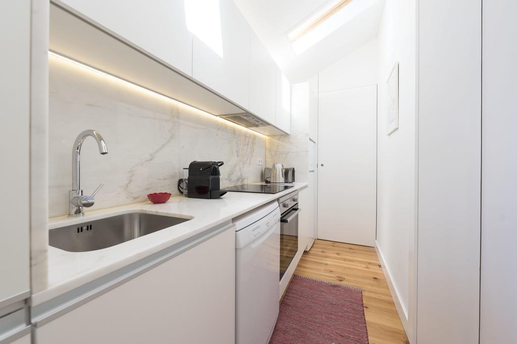 Lovelystay - Top Floor Balcony Apartment OOporto Extérieur photo